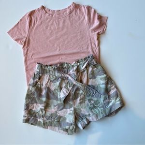 Aerie Cammo shorts BUNDLE size xs elastic waist shorts with pink t-shirt…